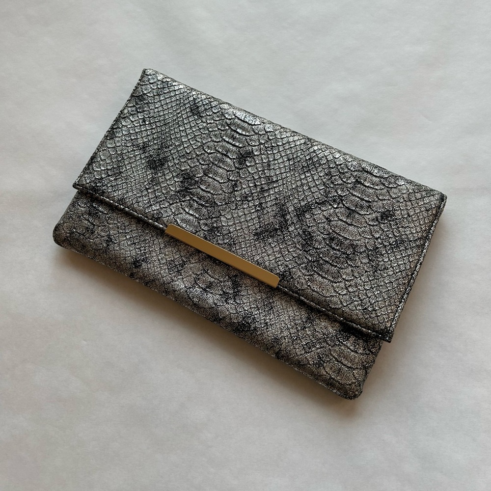 Metallic Clutch